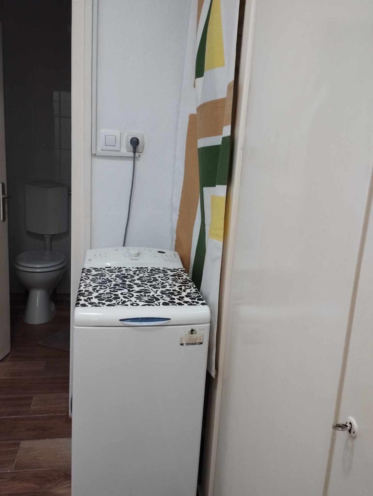 Poetyi Flat Apartment Budapest Bagian luar foto